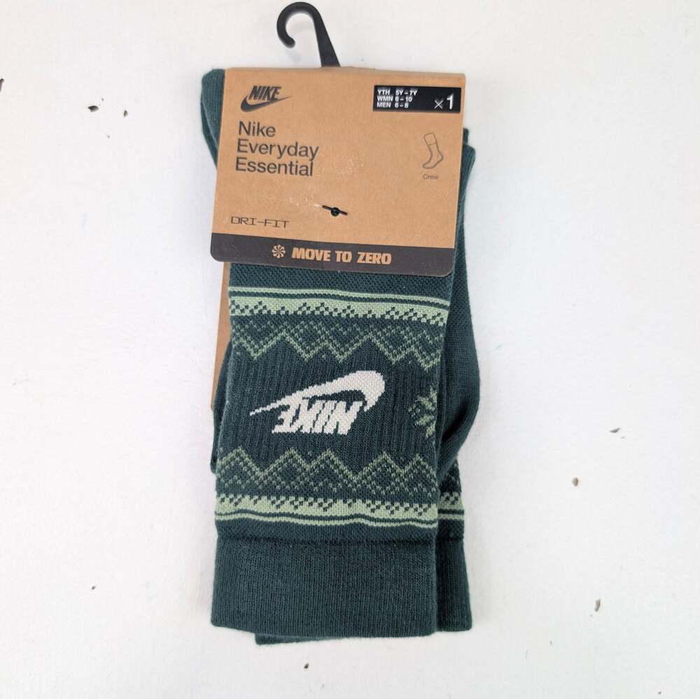 Nike Fair Isle Crew Socks - Green - YTH 5-7 W 6-10 M 6-8